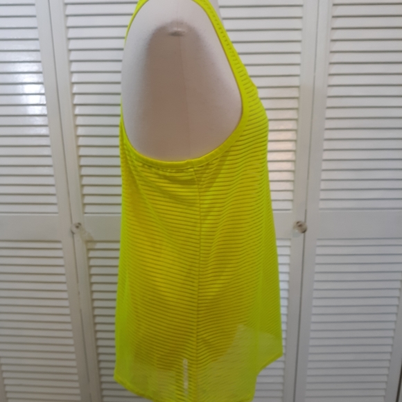 Head racerback athletic top sz large *A - Picture 3 of 5